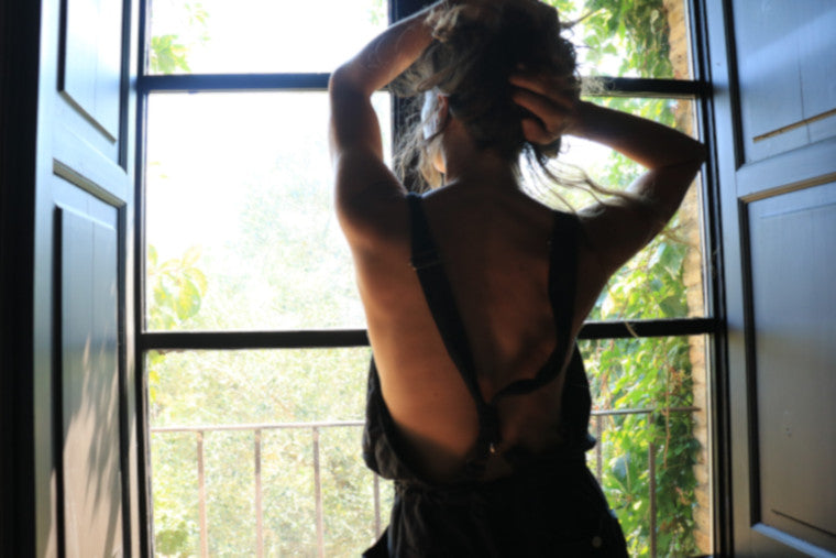 Botanical Blessings woman by the window, Escent Deodorant